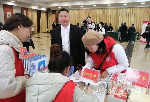 內(nèi)江市市中區(qū)圖書館首次亮相兩會現(xiàn)場，助力代表委員履職